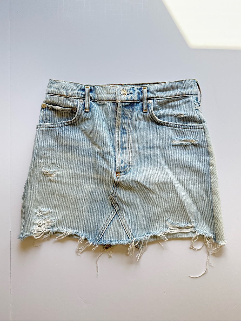 AGOLDE Quinn Distressed Denim Mini Skirt Light Wash Button Fly Chunky Fray 27